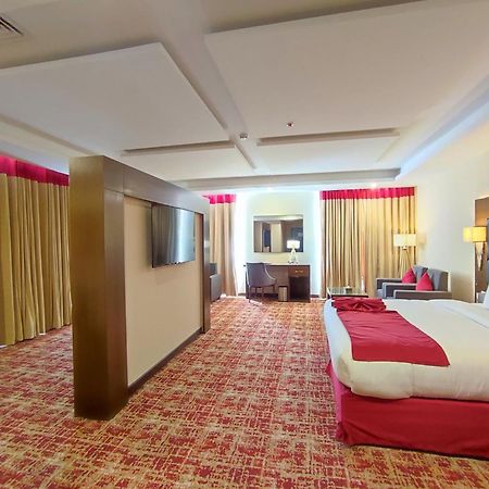 Ramada By Wyndham Murree Lower Topa Resort Экстерьер фото